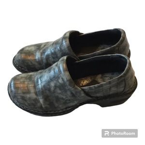 BOC Born Concept Embossed Peggy Clogs
